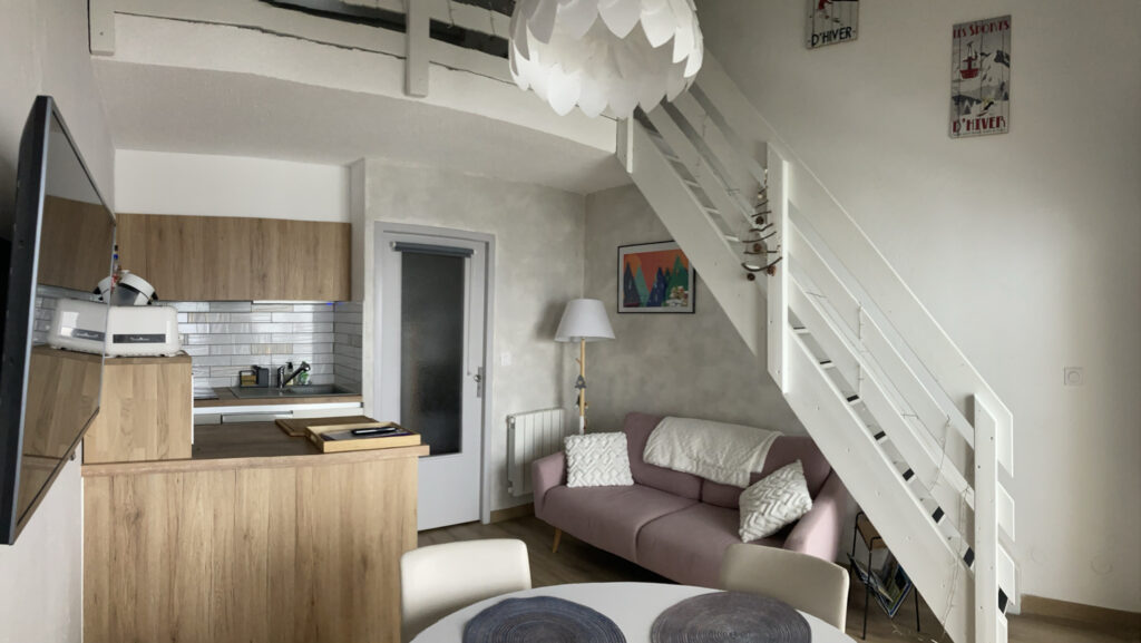 PIED DES PISTES APPARTEMENT AVEC GARAGE – 2 pièces – 1 chambre – 36 m²