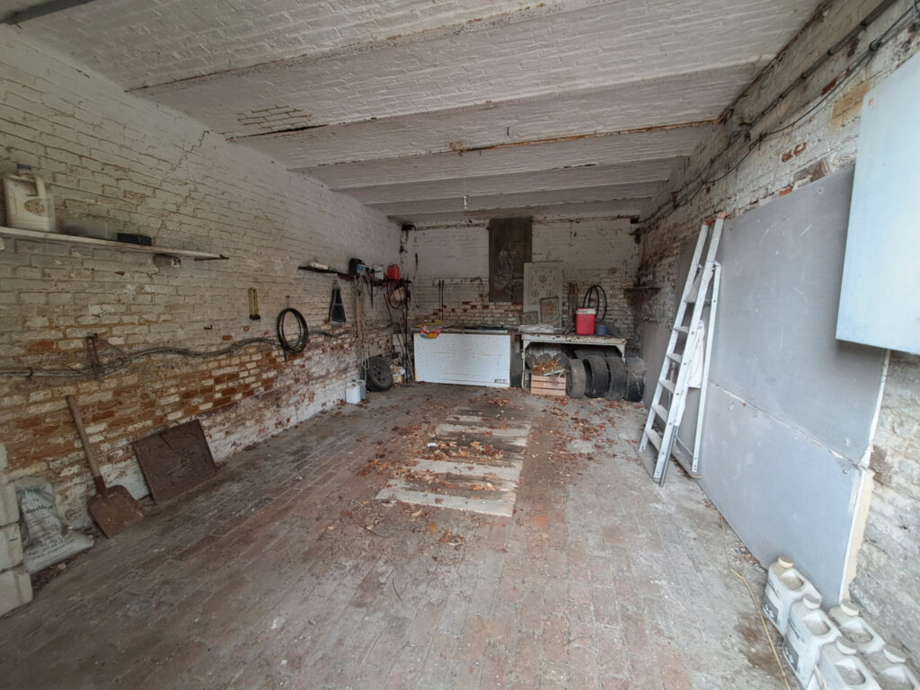 AISNE DURY Corps de Ferme avec plusieurs bâtiments – 11 pièces – 7 chambres – 295 m²