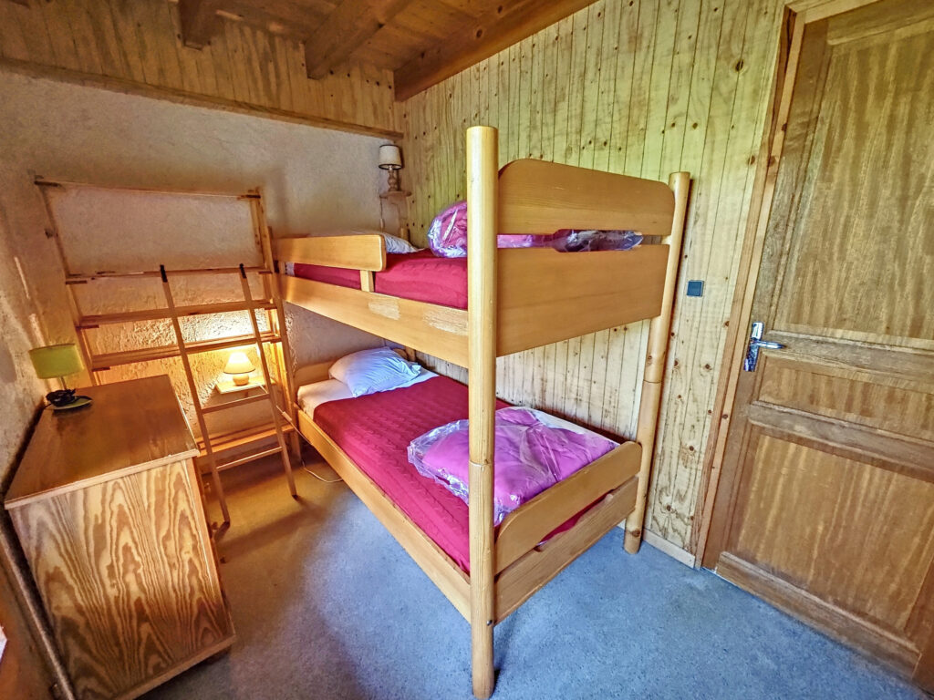 Chalet avec magnifique vue sur la montagne – 4 pièces – 3 chambres – 60 m²