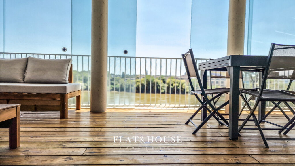 T3 RECENT 2018 BORD DE LOIRE 60.27 M2 + Parking – 3 pièces – 2 chambres – 60.27 m²