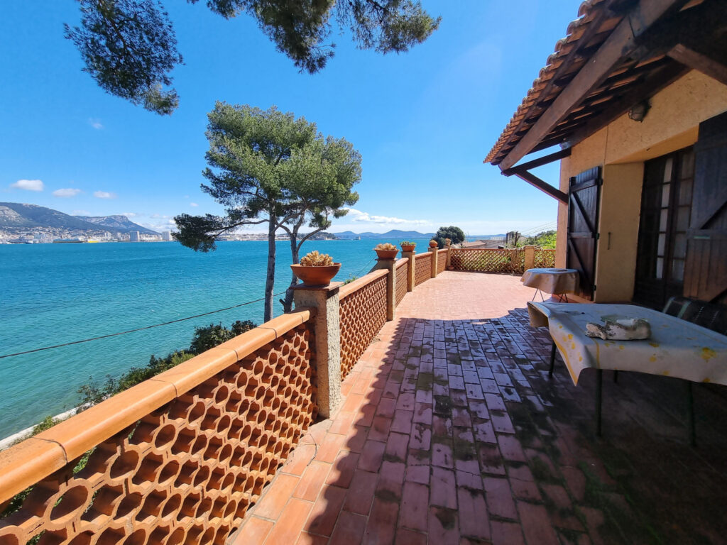 MAISON PLEINE VUE MER  – 5 pièces – 4 chambres – 150 m²