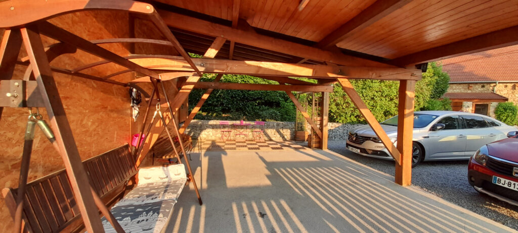 Maison / Villa d’exception sur les hauteurs de AUBUSSON (7km – 4 pièces – 2 chambres – 90 m²