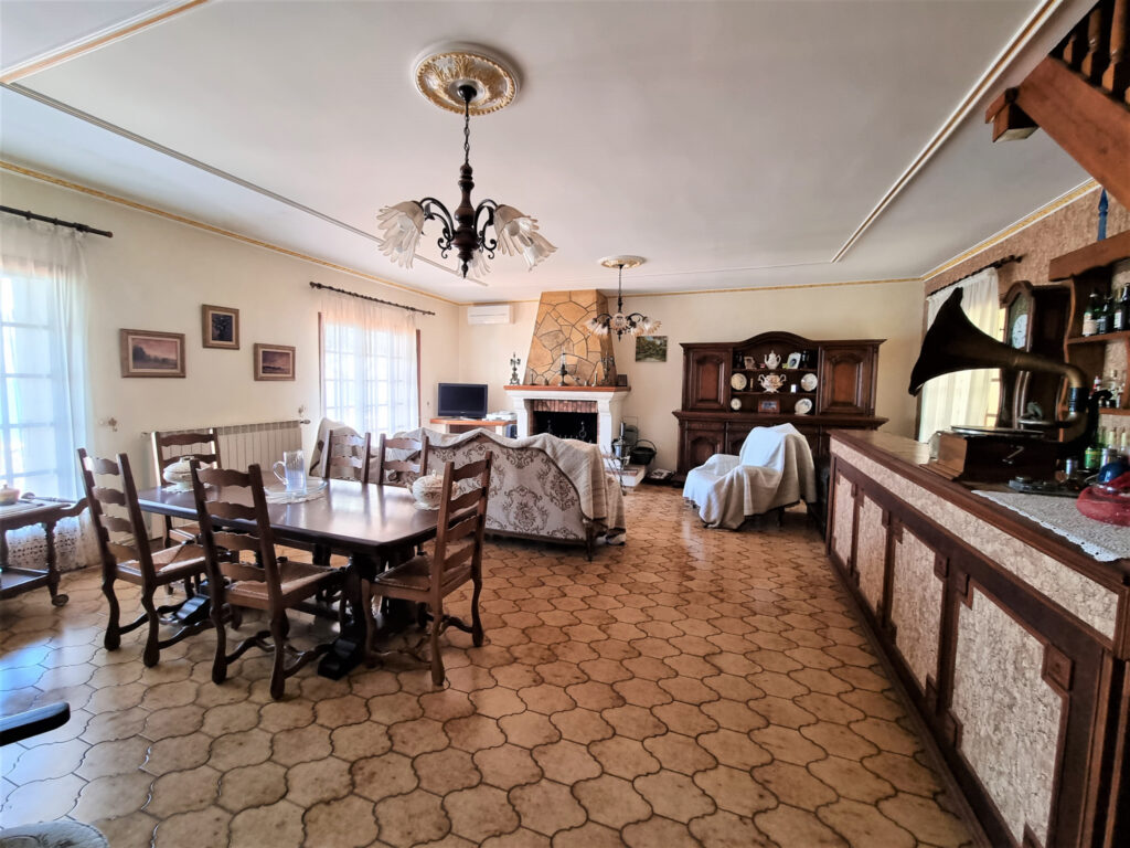 MAISON PLEINE VUE MER  – 5 pièces – 4 chambres – 150 m²