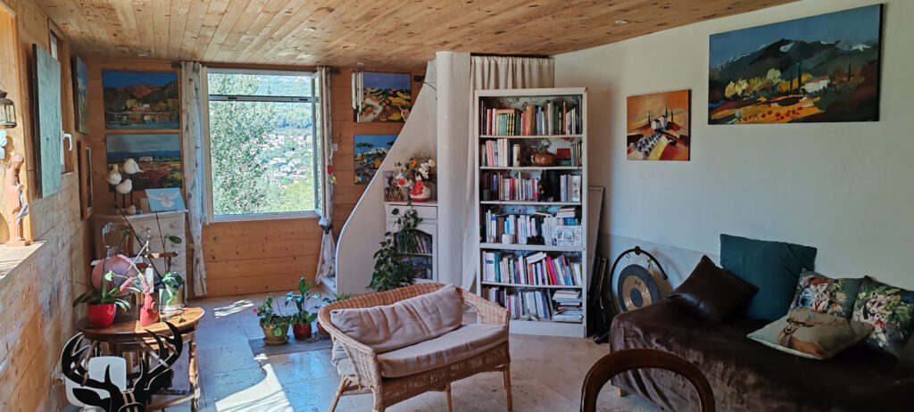 Bas de Villa avec 450m2 de terrain. – 2 pièces – 1 chambre – 80 m²