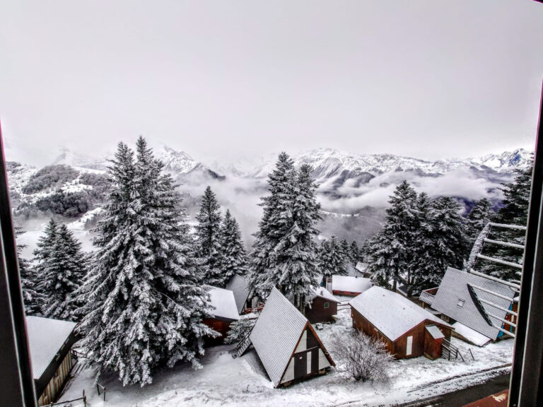 Appartement de 46m2 avec vue imprenable sur la station GUZET – 3 pièces – 2 chambres – 46 m²