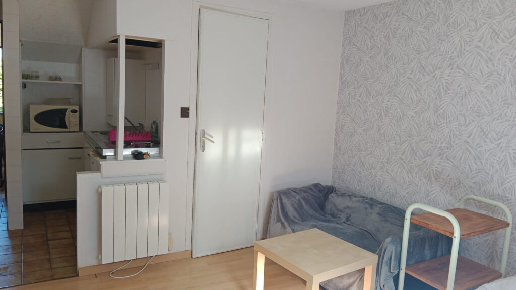 Saint-Geniès : appartement en vente avec Mireille LOUET – 1 pièce – NR chambres – 21 m²
