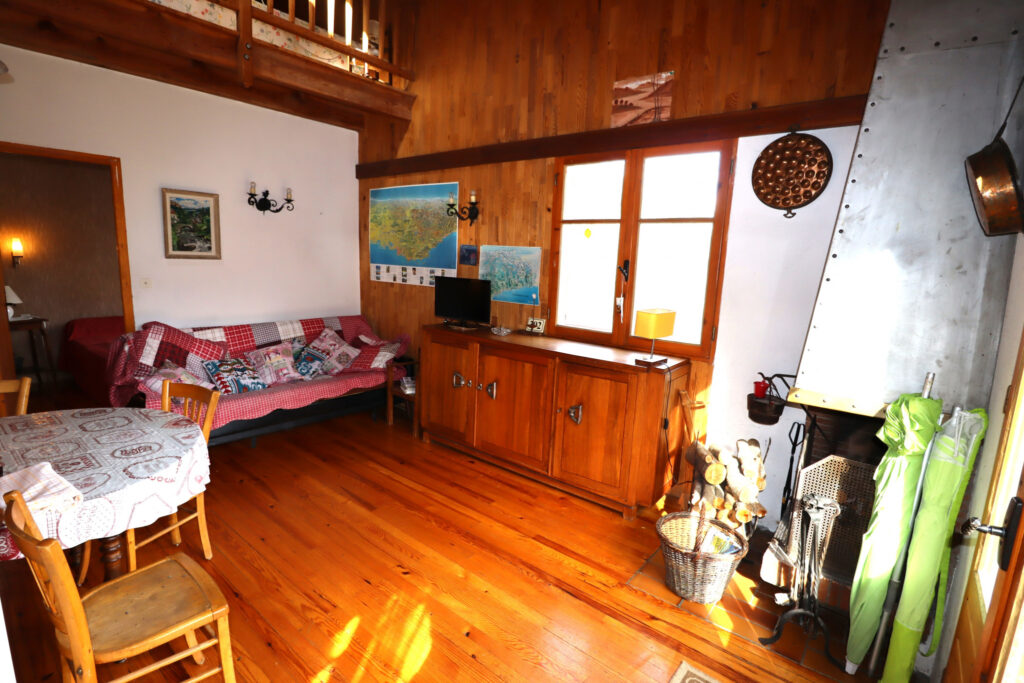 Maison avec très belle vue – 4 pièces – 2 chambres – 89.8 m²