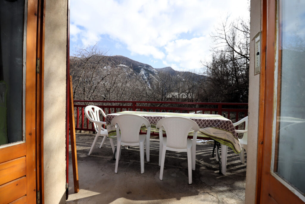 Maison avec très belle vue – 4 pièces – 2 chambres – 89.8 m²