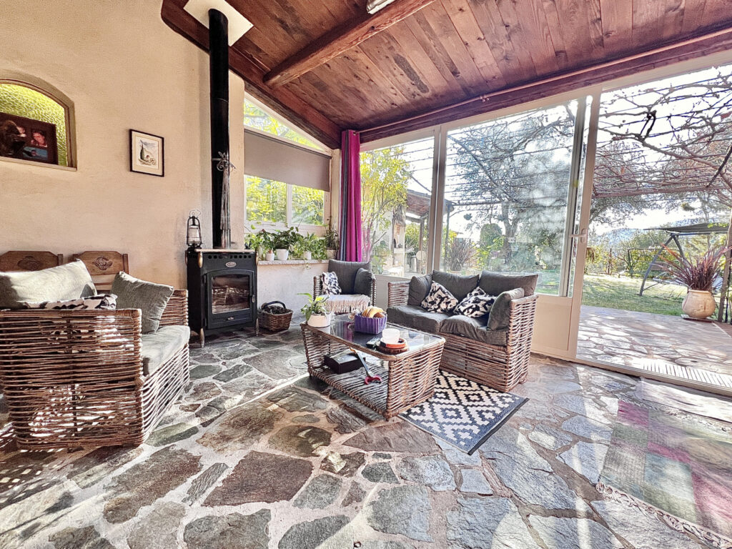 BLAUSASC – VILLA PROVENÇALE – PISCINE – 5 pièces – 3 chambres – 160 m²