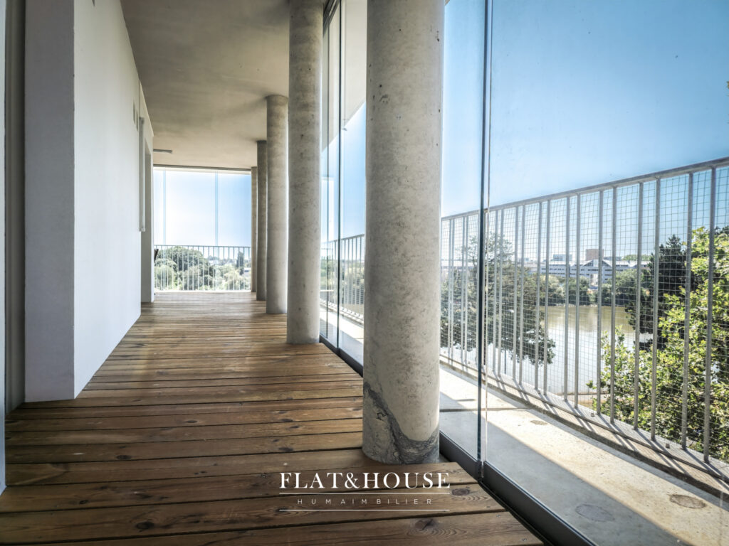 T3 RECENT 2018 BORD DE LOIRE 60.27 M2 + Parking – 3 pièces – 2 chambres – 60.27 m²