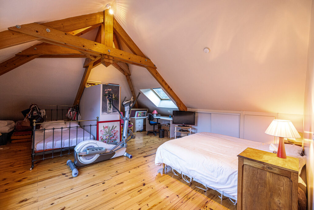 Propriété à la Combe de Lancey – 10 pièces – 7 chambres – 299.45 m²