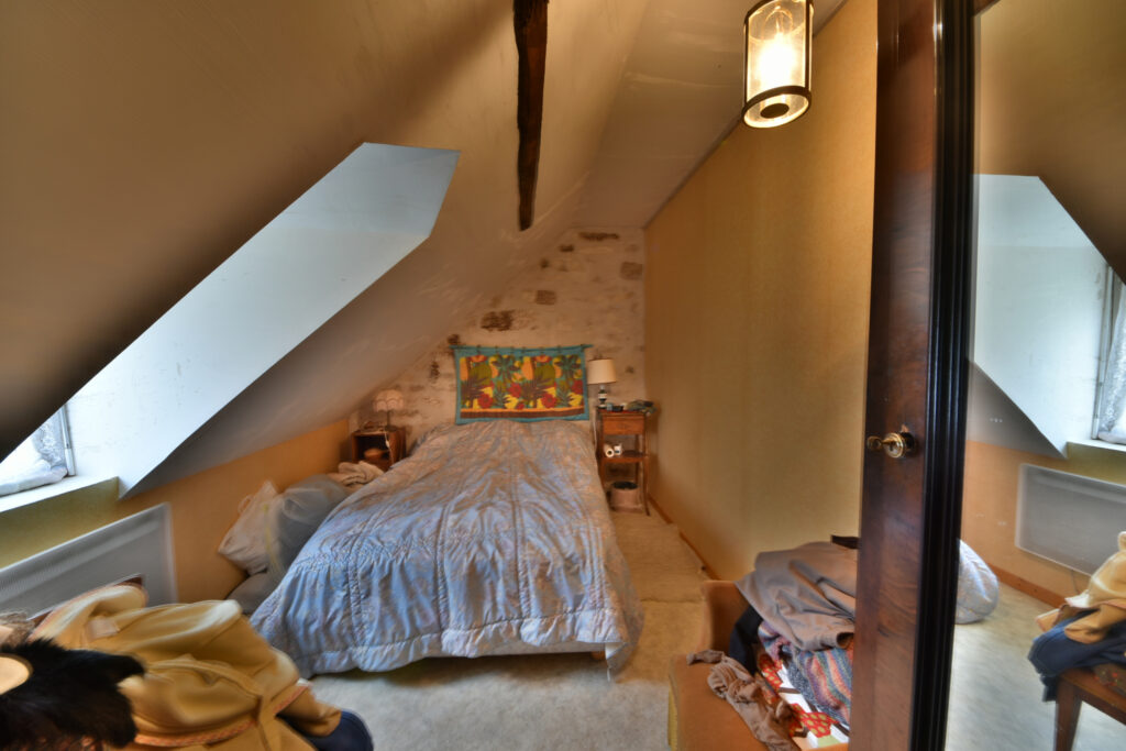 Maison de Bourg à TURENNE – 4 pièces – 2 chambres – 126 m²