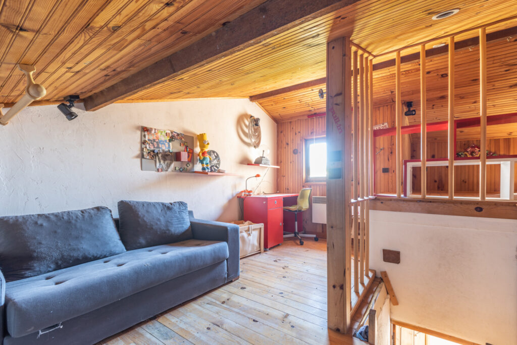 Charmante maison avec vue panoramique de 4 pièces  – 4 pièces – 3 chambres – 80 m²