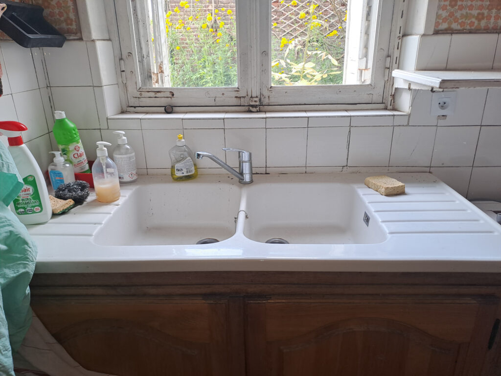 AISNE DURY Corps de Ferme avec plusieurs bâtiments – 11 pièces – 7 chambres – 295 m²