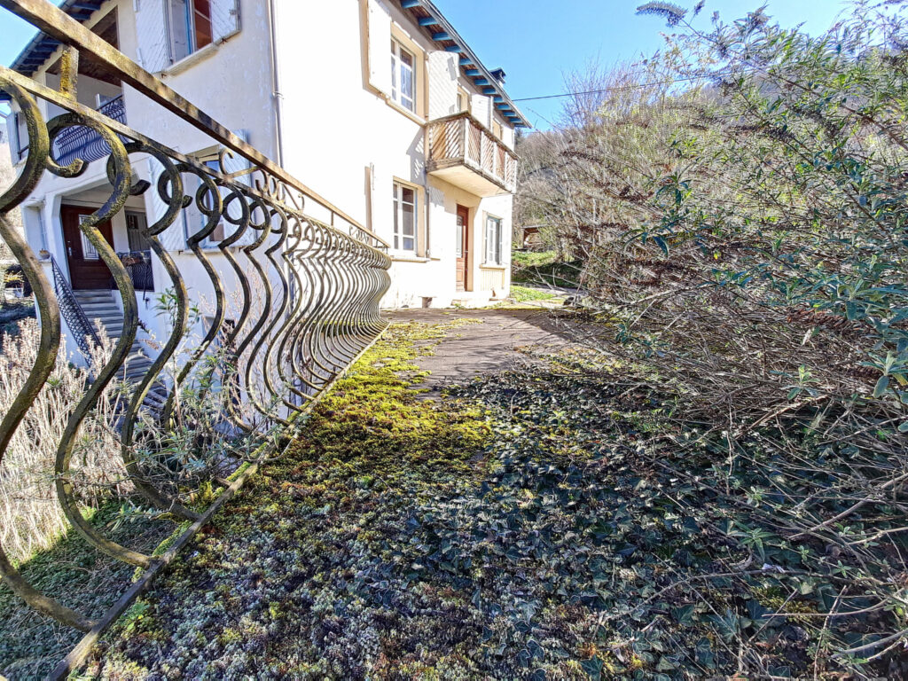 Maison 2 chambres avec vue sur les montagnes  – 3 pièces – 2 chambres – 63 m²