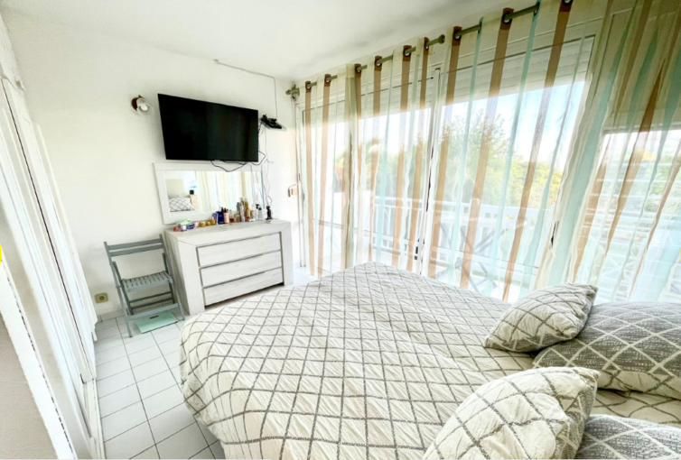 Appartement 50 m2 vue mer avec accès plage – 3 pièces – 2 chambres – 50 m²