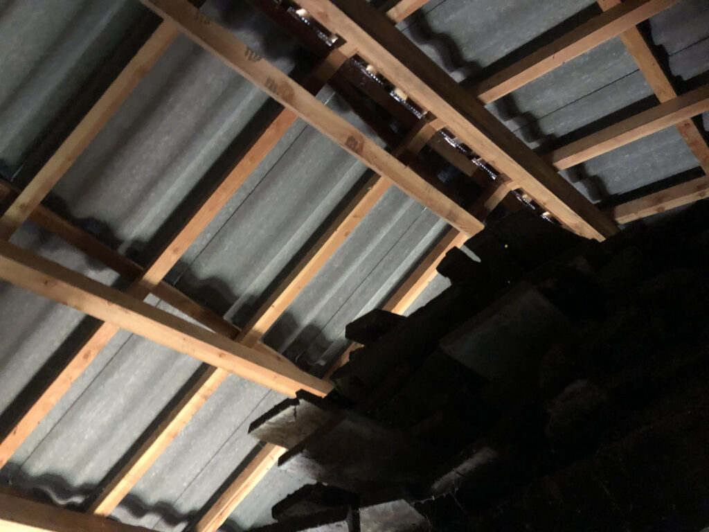 Corps de ferme avec dépendances à la campagne  – 3 pièces – 2 chambres – 150 m²