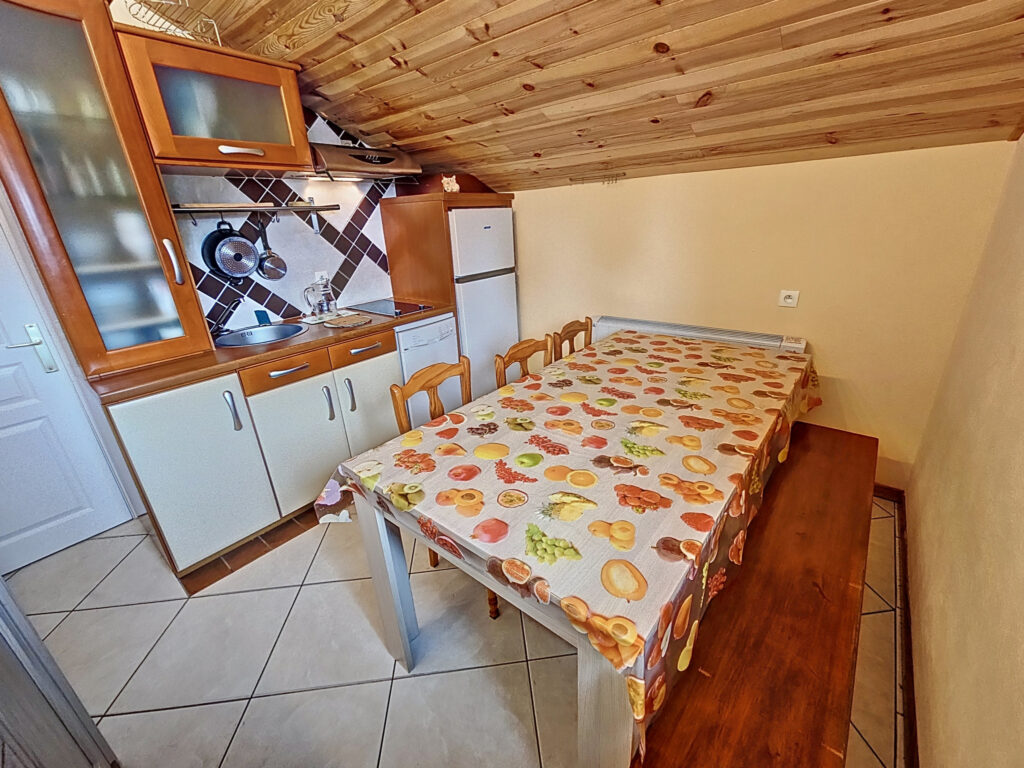 Appartement de 46m2 avec vue imprenable sur la station GUZET – 3 pièces – 2 chambres – 46 m²