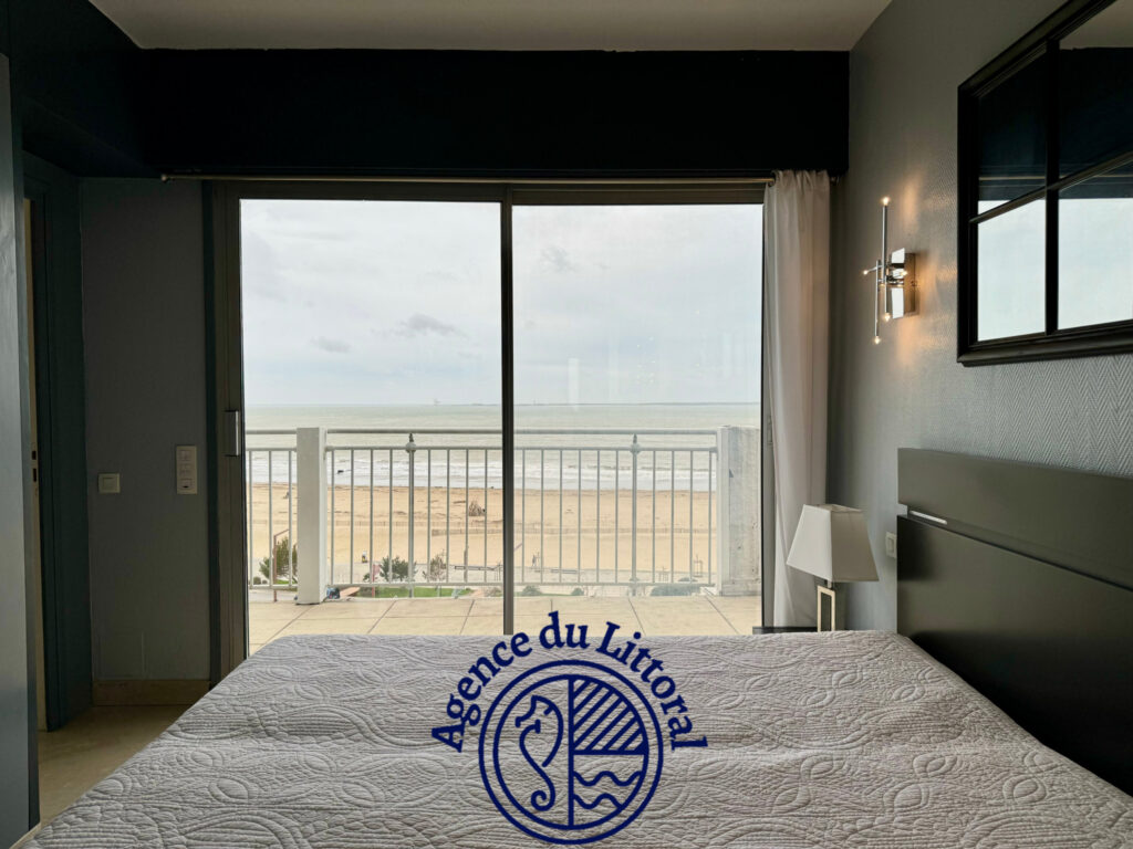 St Georges de Didonne, pleine vue mer, très bel appartement – 4 pièces – 3 chambres – 124.21 m²