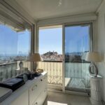 Vente en Nue-Propriété d’un penthouse en plein cœur de Cannes avec Piscine et Vue Mer – 5 pièces – 3 chambres – 2 voyageurs – 141.05 m²