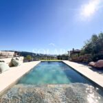 Magnifique villa familiale avec piscine pour 8 personnes aux Adrets-de-l’Estérel – 6 pièces – 4 chambres – 8 voyageurs – 280 m²