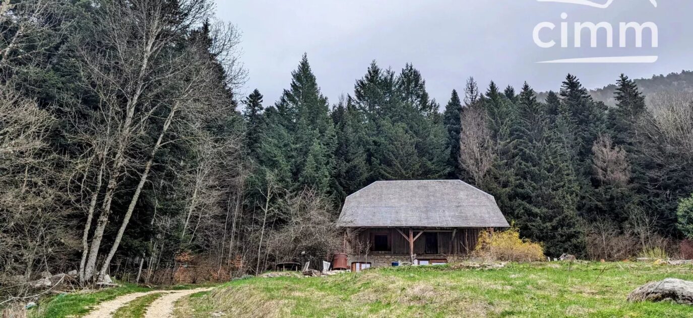 Grange rénovée avec vue imprenable sur Chamechaude – 6 pièces – 3 chambres – 8 voyageurs – 118.5 m²