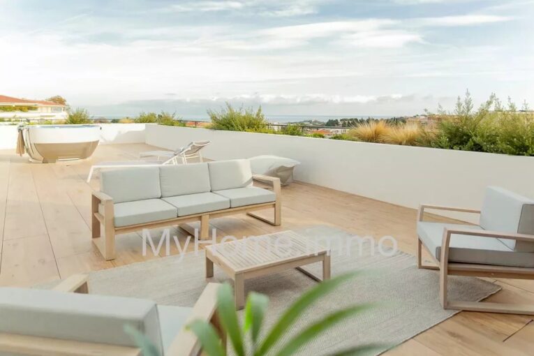 Penthouse de 95 m2, terrasses – 4 pièces – 3 chambres – 8 voyageurs – 95.1 m²