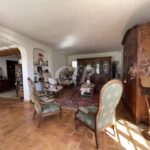 15 mn AIX SUD BASTIDE DE CHARME 210 M2 – 7 pièces – NR chambres – 2 voyageurs – 210 m²