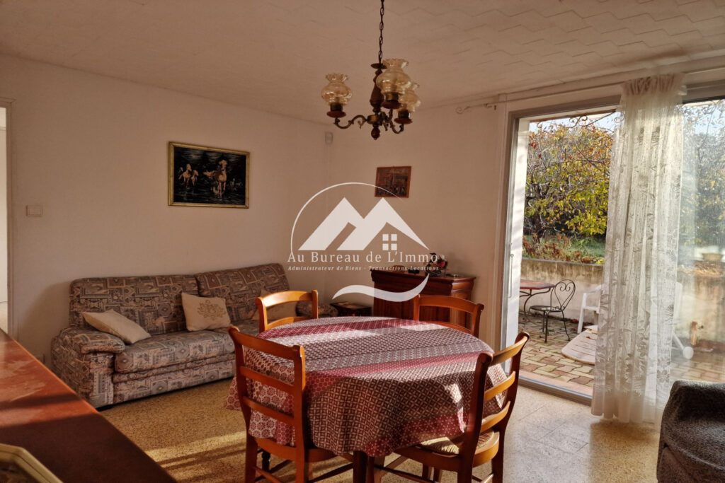 vente maison 5 Pièce(s) – 5 pièces – 4 chambres – 97.00 m²