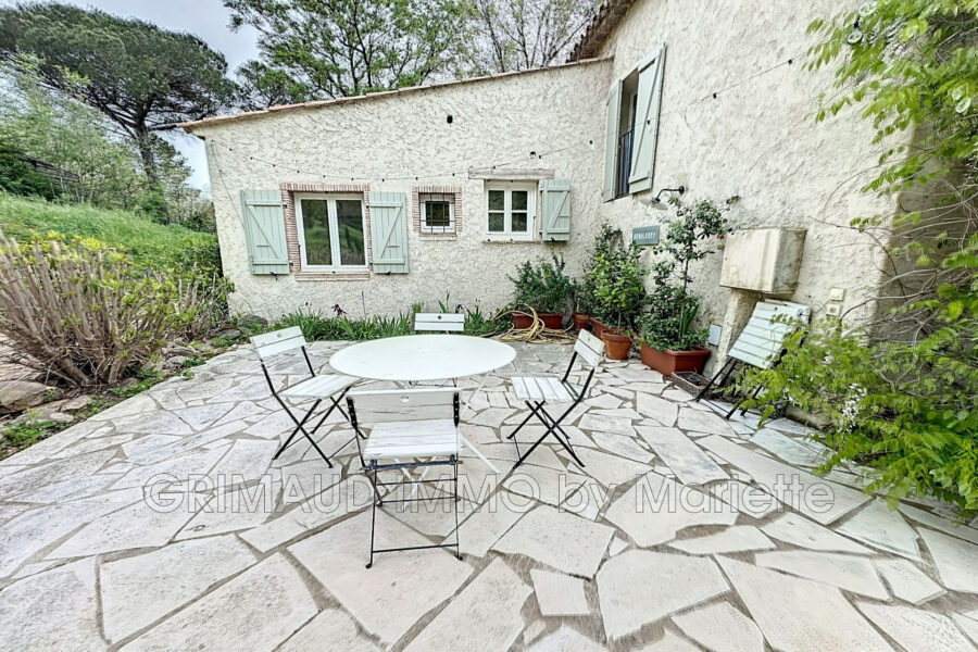 Maison à vendre à La garde-freinet