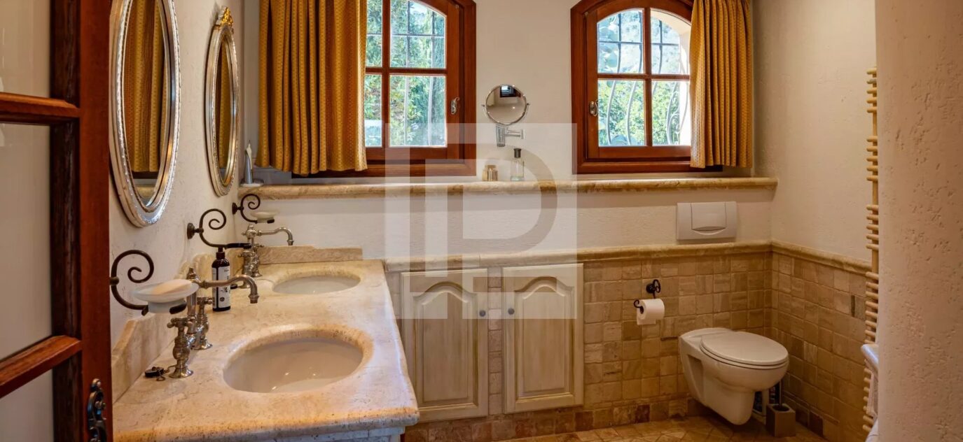 Villa de charme proche du bord de mer – 5 pièces – 3 chambres – 140 m²