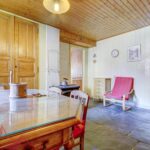 Ferme traditionnelle savoyarde de cinq chambres dans le quartier le plus recherché de Morzine – 10 pièces – 7 chambres – 10 voyageurs – 190 m²