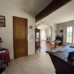 15 mn AIX SUD BASTIDE DE CHARME 210 M2 – 7 pièces – NR chambres – 2 voyageurs – 210 m²