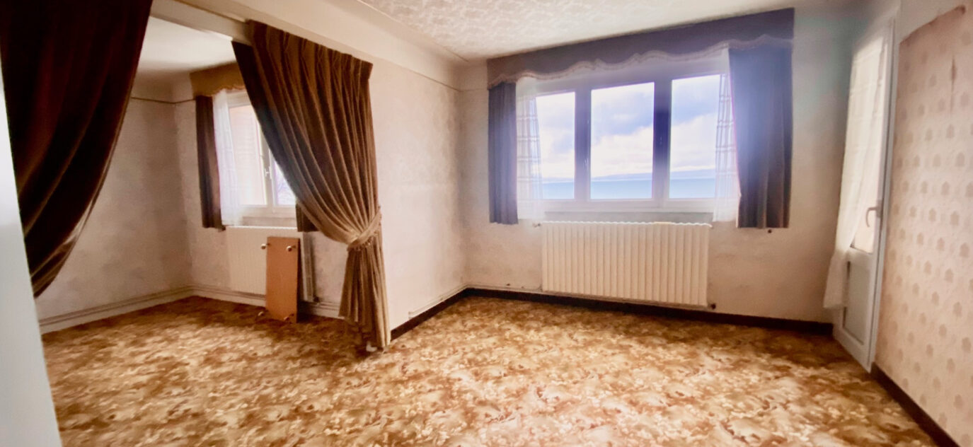Grand appartement T3 vue lac à Evian-les-Bains  – 3 pièces – 2 chambres – 74 m²