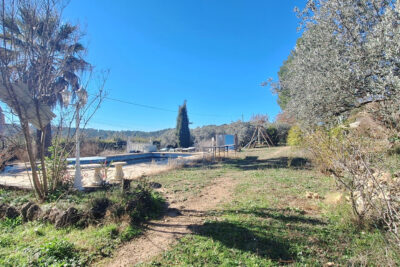 Lorgues Grande maison T6 de 140 m2 , Piscine , Calme sur 231 – 6 pièces – 5 chambres – 140 m²