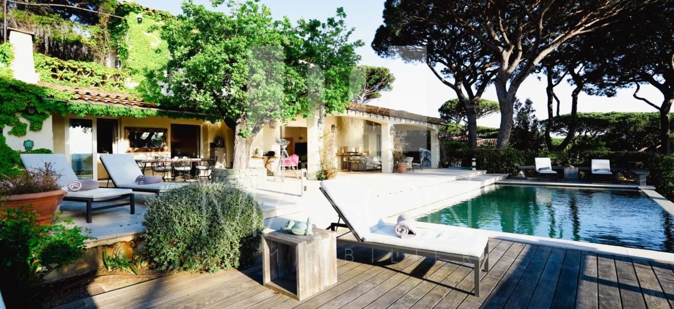 SAINT TROPEZ – LES PARCS – VUE MER – 5 CHAMBRES – 6 pièces – NR chambres – NR voyageurs – 400 m²