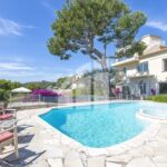 VILLEFRANCHE SUR MER // Corne d’Or – EXCEPTIONNELLE Villa 5-6 pièces 200m2 – Terrasses – Jardin – Piscine – SOLARIUM- Parkings / GARAGE // VILLEFRANCHE SUR MER – 5 pièces – NR chambres – 200 m²