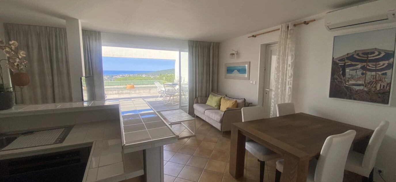 Superbe appartement sur les hauteurs de Bandol – NR pièces – 1 chambre – 2 voyageurs