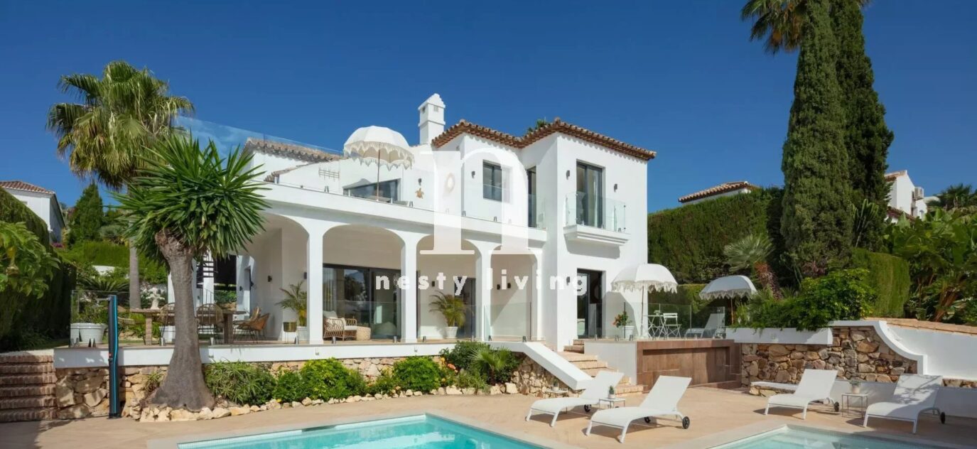 Nueva Andalucia – EXQUISE VILLA MÉDITERRANÉENNE – 7 pièces – 4 chambres – 235 m²