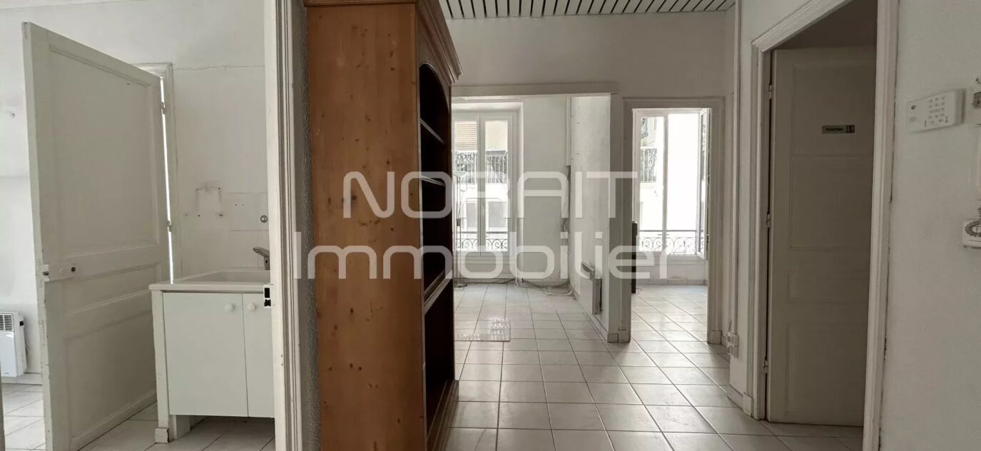 4 PIECES 77 M2 – MENTON CENTRE VILLE – GRANDE TERRASSE – 4 pièces – 3 chambres – 76.75 m²