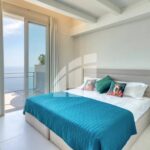 //ROQUEBRUNE CAP-MARTIN // ROOFTOP- VUE DÉGAGÉE MER – Magnifique Penthouse 118m2-  4P +Mezzanine en duplex front de mer // TERRASSE – GARAGE – AU CALME , EN PARFAIT ETAT – 4 pièces – 3 chambres – 118 m²