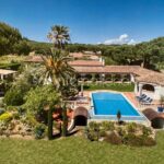 REF 2164 – RAMATUELLE – VILLA A PIED DE LA PLAGE – NR pièces – 5 chambres – 300 m²