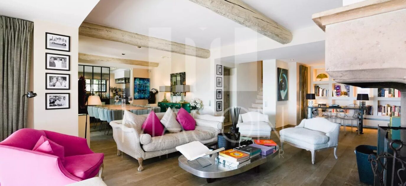 SAINT TROPEZ – LES PARCS – VUE MER – 5 CHAMBRES – 6 pièces – NR chambres – NR voyageurs – 400 m²