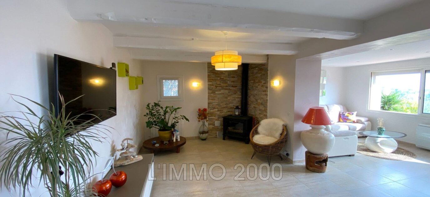 vente villa 5 Pièce(s) – 5 pièces – 4 chambres – 160.00 m²