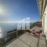 //ROQUEBRUNE CAP-MARTIN // ROOFTOP- VUE DÉGAGÉE MER – Magnifique Penthouse 118m2-  4P +Mezzanine en duplex front de mer // TERRASSE – GARAGE – AU CALME , EN PARFAIT ETAT – 4 pièces – 3 chambres – 118 m²