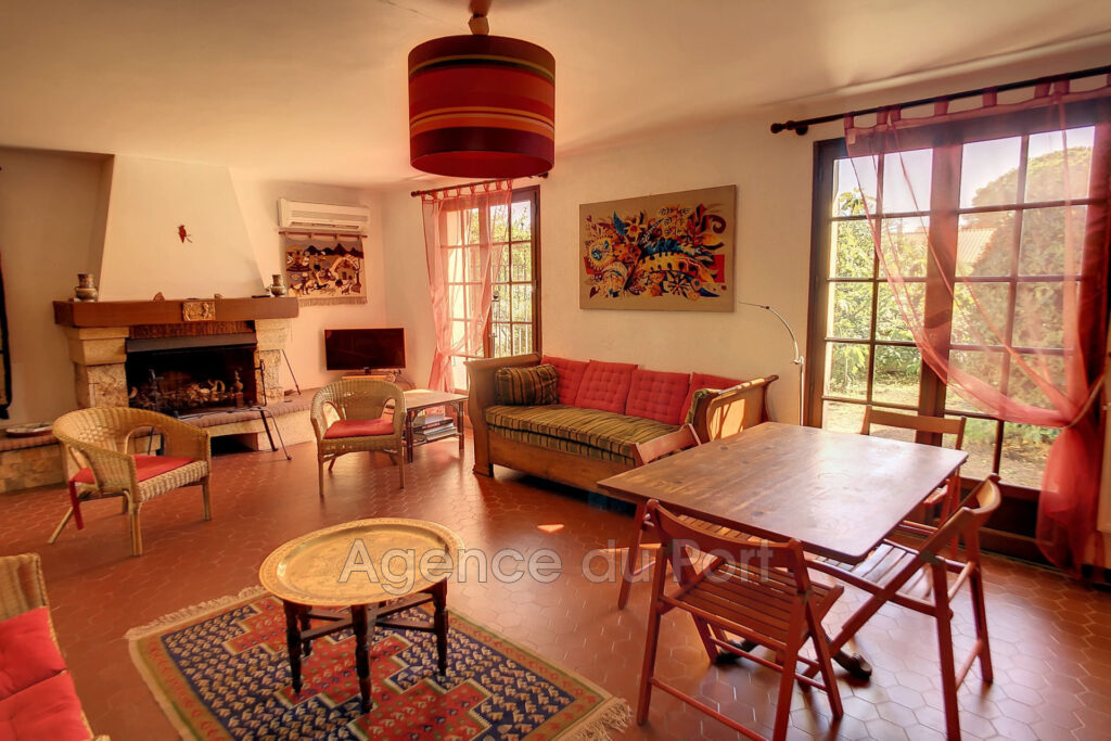 vente villa 6 Pièce(s) – 6 pièces – 5 chambres – 139.00 m²