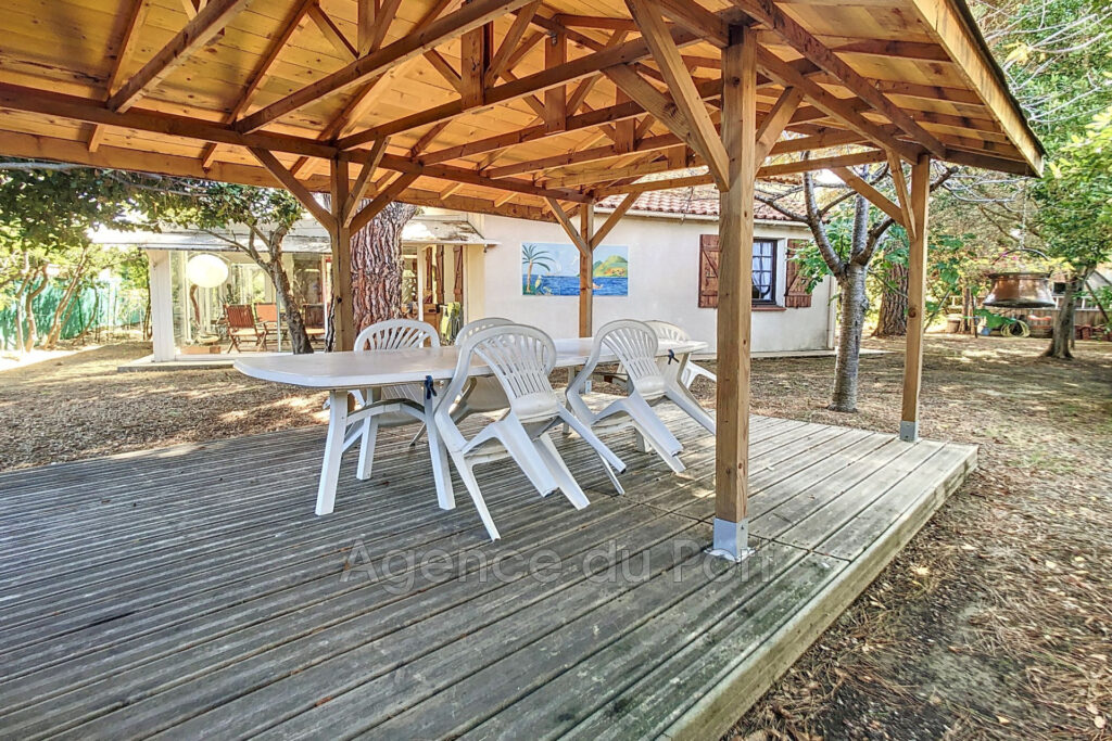 vente villa 6 Pièce(s) – 6 pièces – 5 chambres – 139.00 m²