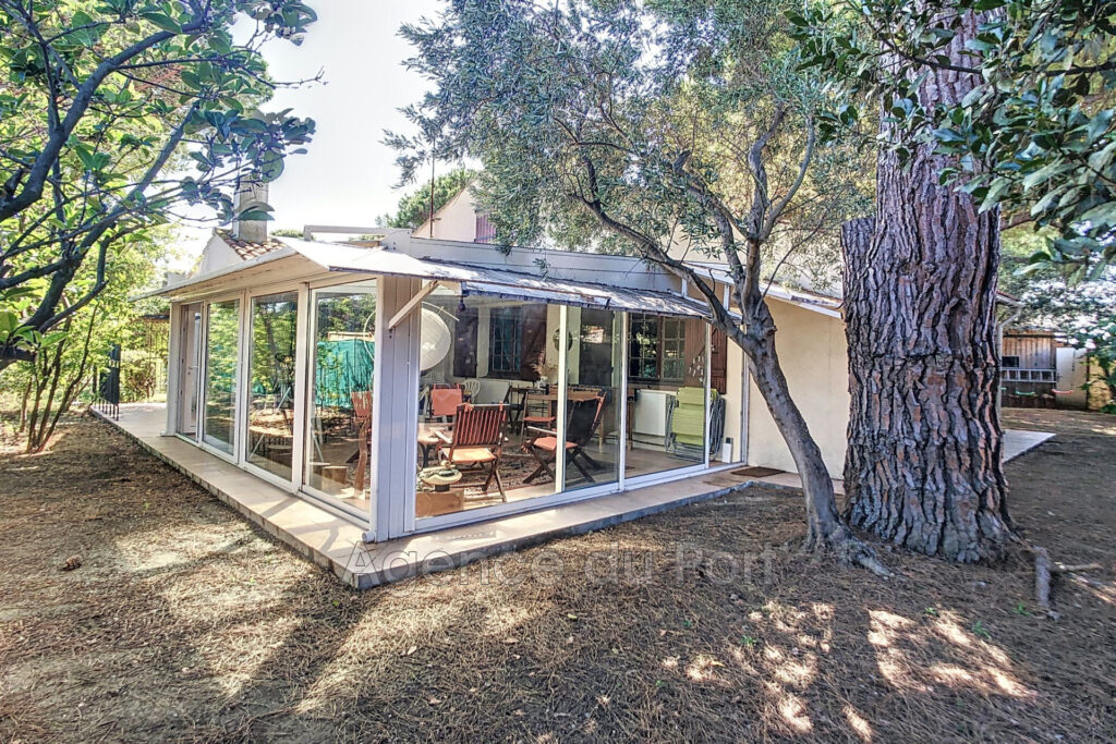 vente villa 6 Pièce(s) – 6 pièces – 5 chambres – 139.00 m²