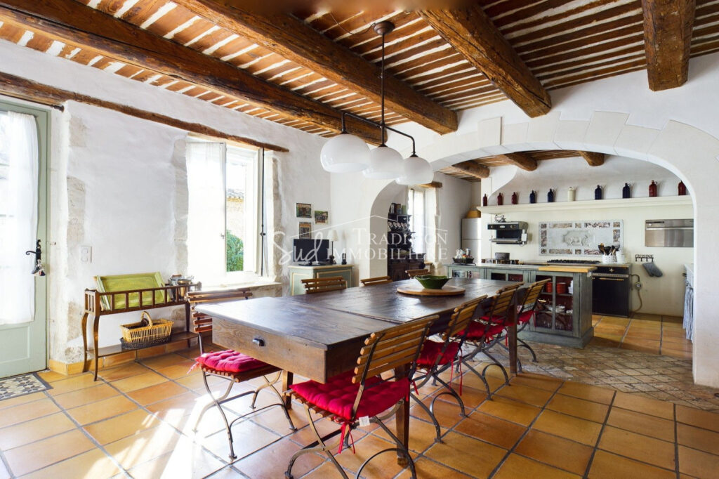 vente maison 9 Pièce(s) – 9 pièces – 7 chambres – 400.00 m²