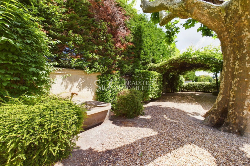 vente maison 9 Pièce(s) – 9 pièces – 7 chambres – 400.00 m²